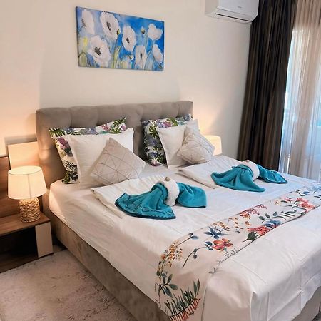 Sea Garden Beach Studio سينتس قسطنطين وهيلينا المظهر الخارجي الصورة